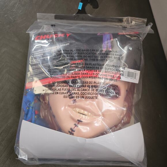 New Chucky Child sz large 12-14 Halloween Costume Mask Unisex Horror Doll Scary - Picture 2 of 2